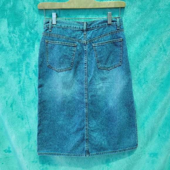 Vintage AnAn denim blue denim skirt. Size 3 - Picture 9 of 9